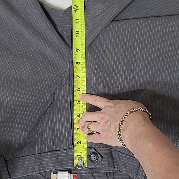 Gap women's gray pinstriped Wide-leg cuffed hem pants size 14 - Picture 7 of 7